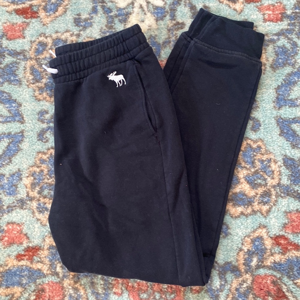Abercrombie kids black sweats, boys size 13/14